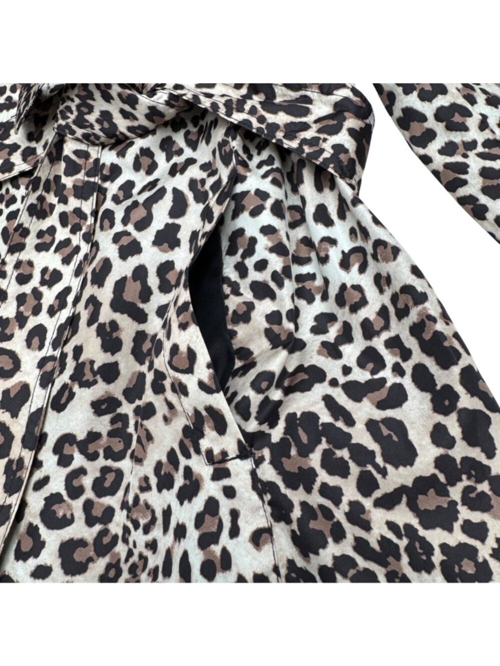 Chico's Women's Leopard Print Belted Trench Raincoat Button Closure Size 1 /US M - Picture 6 of 9